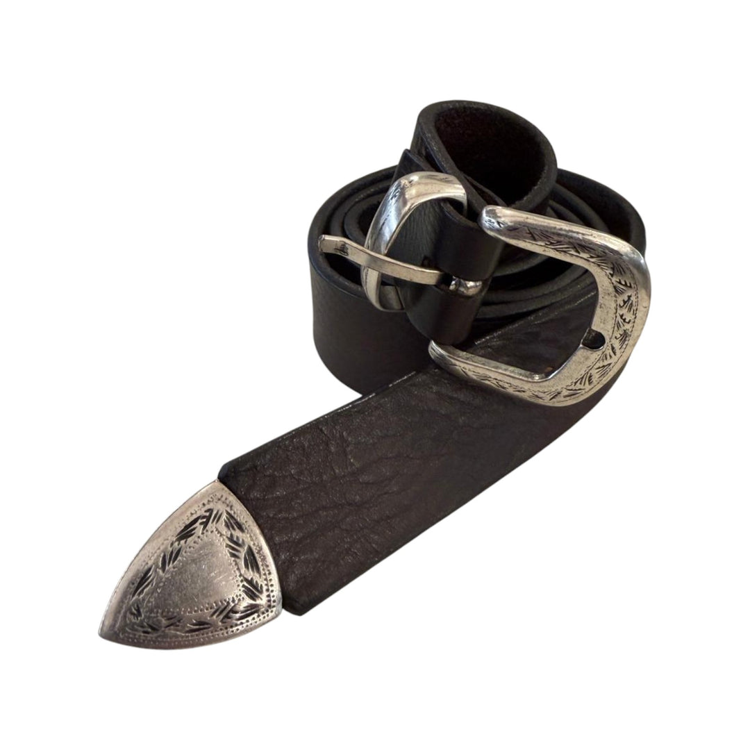 CINTO EM PELE CASTANHO ESCURO