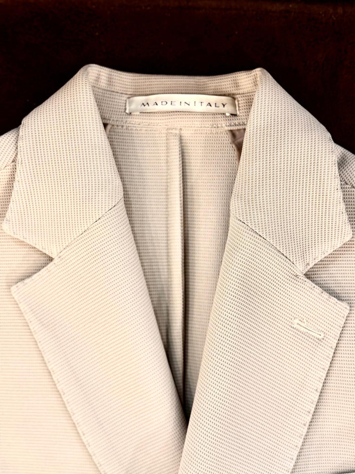 Fato Ninho de Abelha Comfort Fit Bege