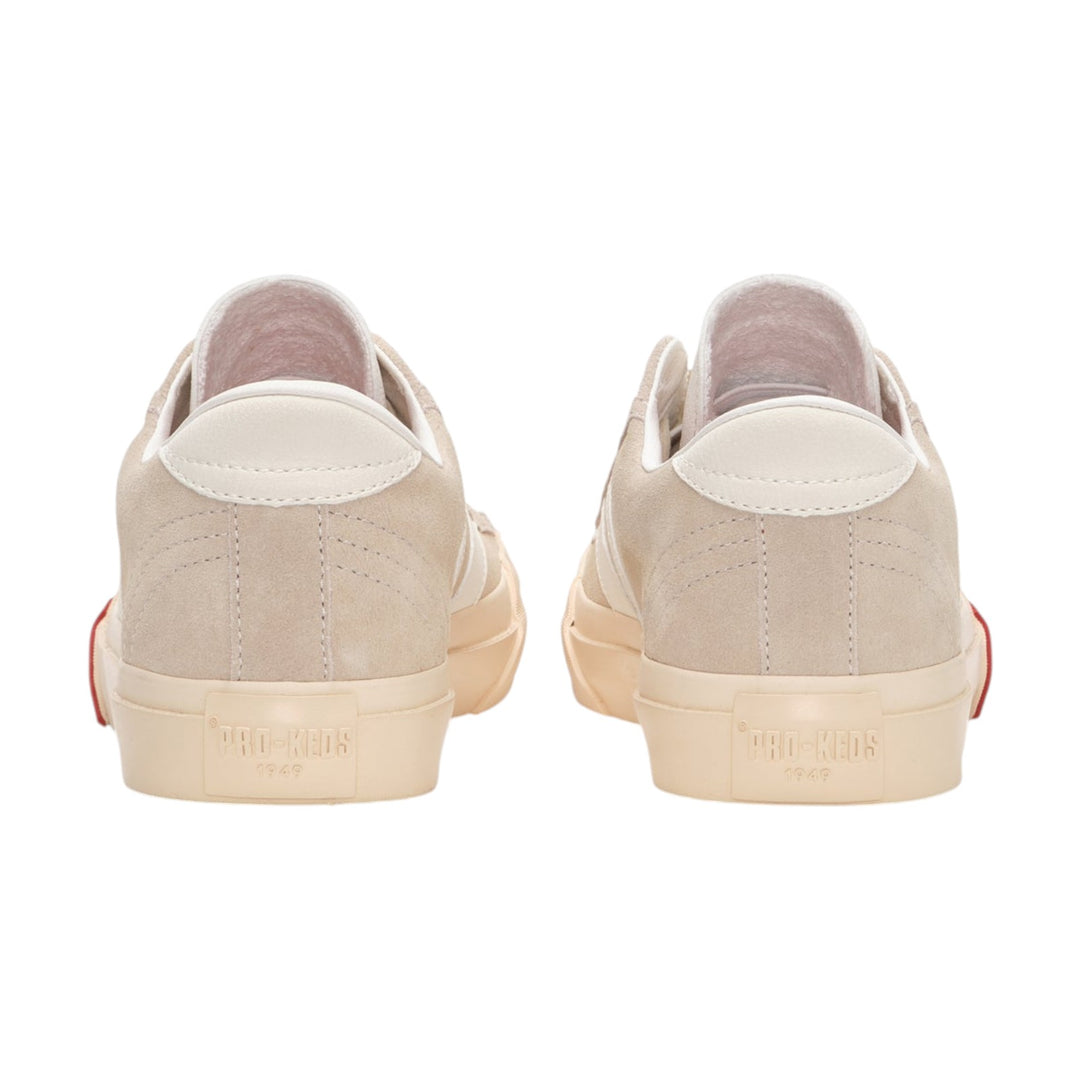 Royal Classic em Camurça Bege Branco